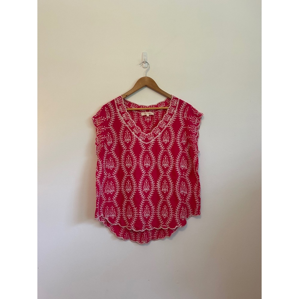 Solitaire Pink Embroidered V-Neck Scalloped Hem Blouse | Size Large